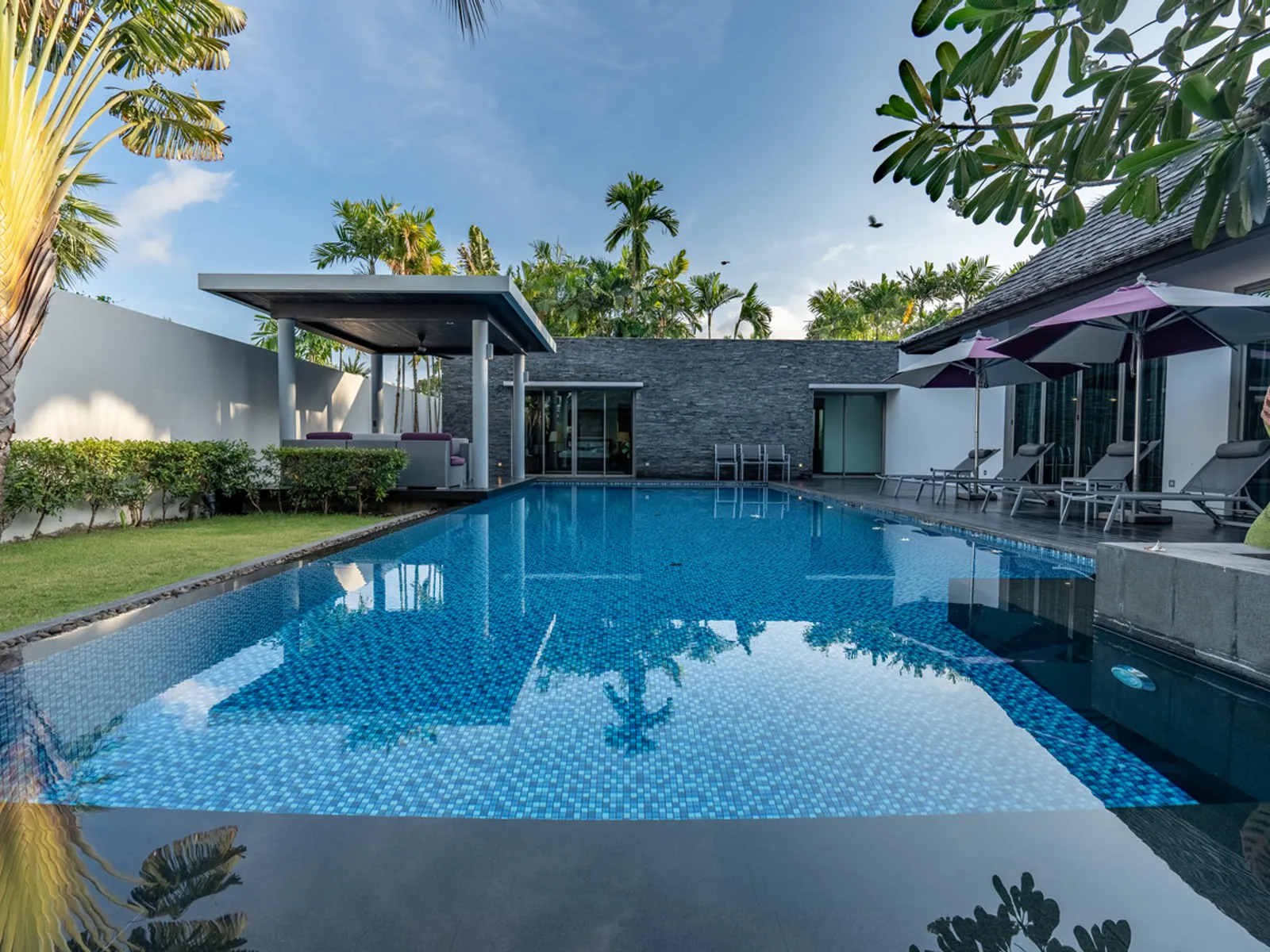 Вилла в балийском стиле с 4 спальнями, Анчан Флора, Лайан - Layan, Phuket - Фото 2