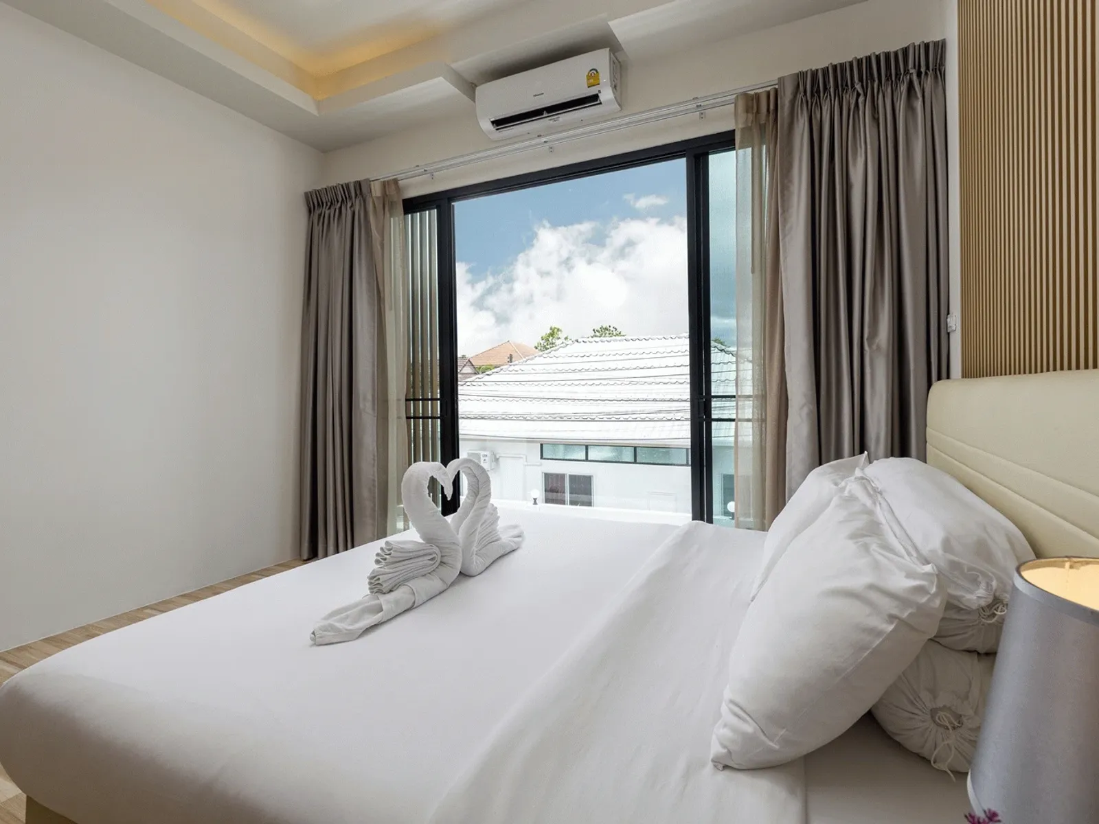Modern 3-Bedroom Freehold Villa | Contemporary Fully Furnished Villa for Sale in Rawai Phuket - Rawai, Phuket - Photo 9