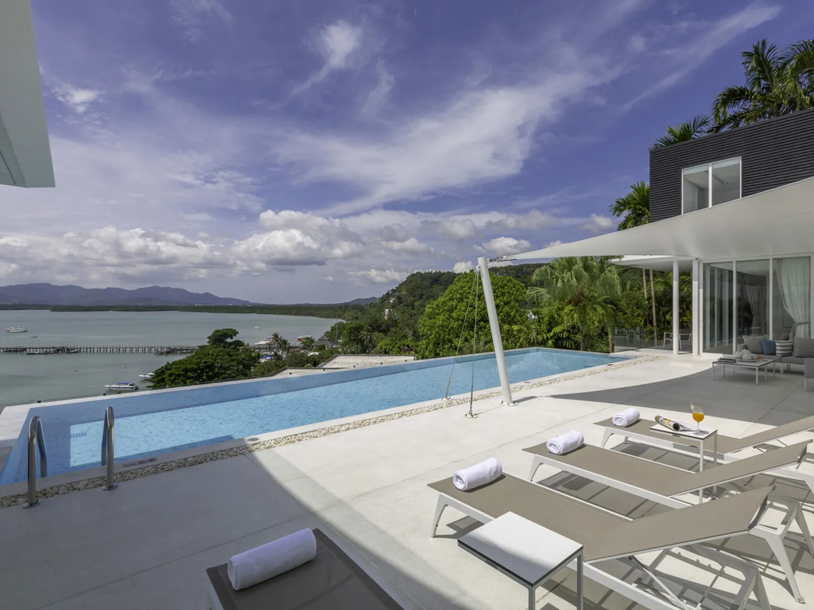 Вилла с 6 спальнями и частным бассейном на мысе Яму, Пляж Яму - Ao Yamoo, Phuket - Фото 2