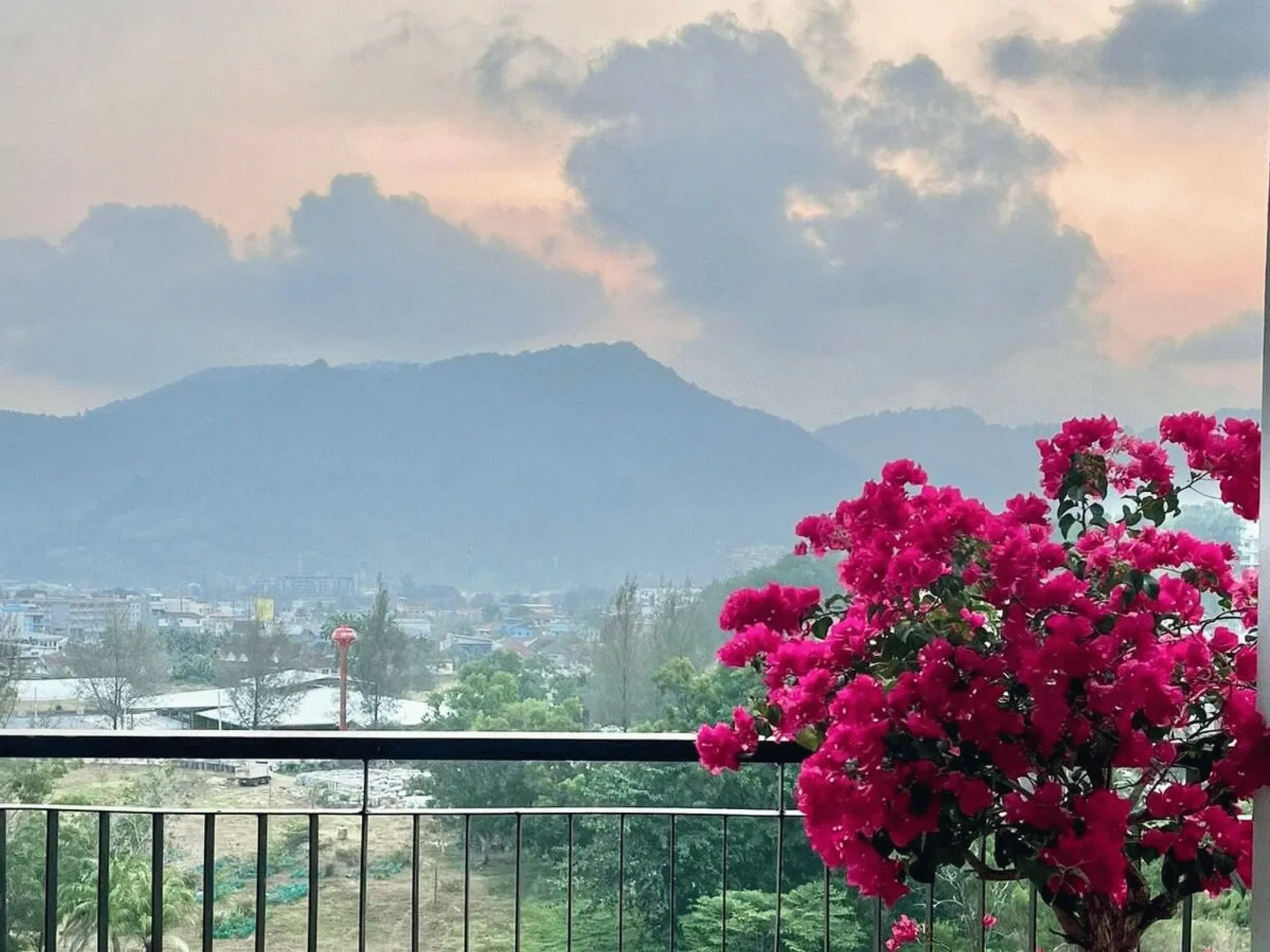 Icon Park | Stylish 2-Bedroom Duplex with Mountain Views For Sale in Kamala Phuket - Kamala, Phuket - Photo 5