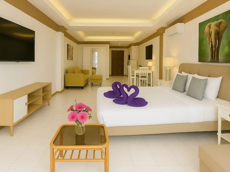ขายคอนโด ภูเก็ต พาเลซ ห้องชุด 1 ห้องนอน ป่าตอง กรรมสิทธิ์สมบูรณ์ - Patong, Phuket - ภาพหลัก