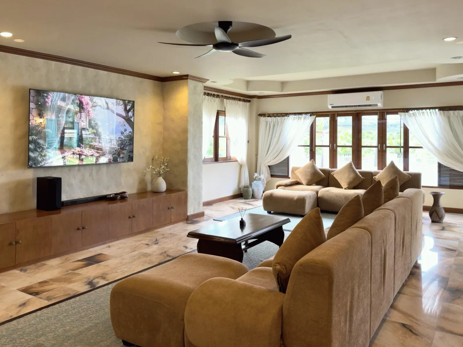 5-Bedroom Pool Villa with Big Buddha Views for Rent, Chalong - Chalong, Phuket - Photo 11