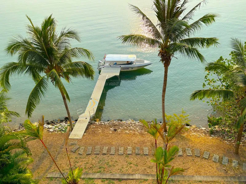 4-Bedroom Beachfront Villa for Rent, Ao Por, Phang Nga Bay - Ao Phor, Phuket - Main photo
