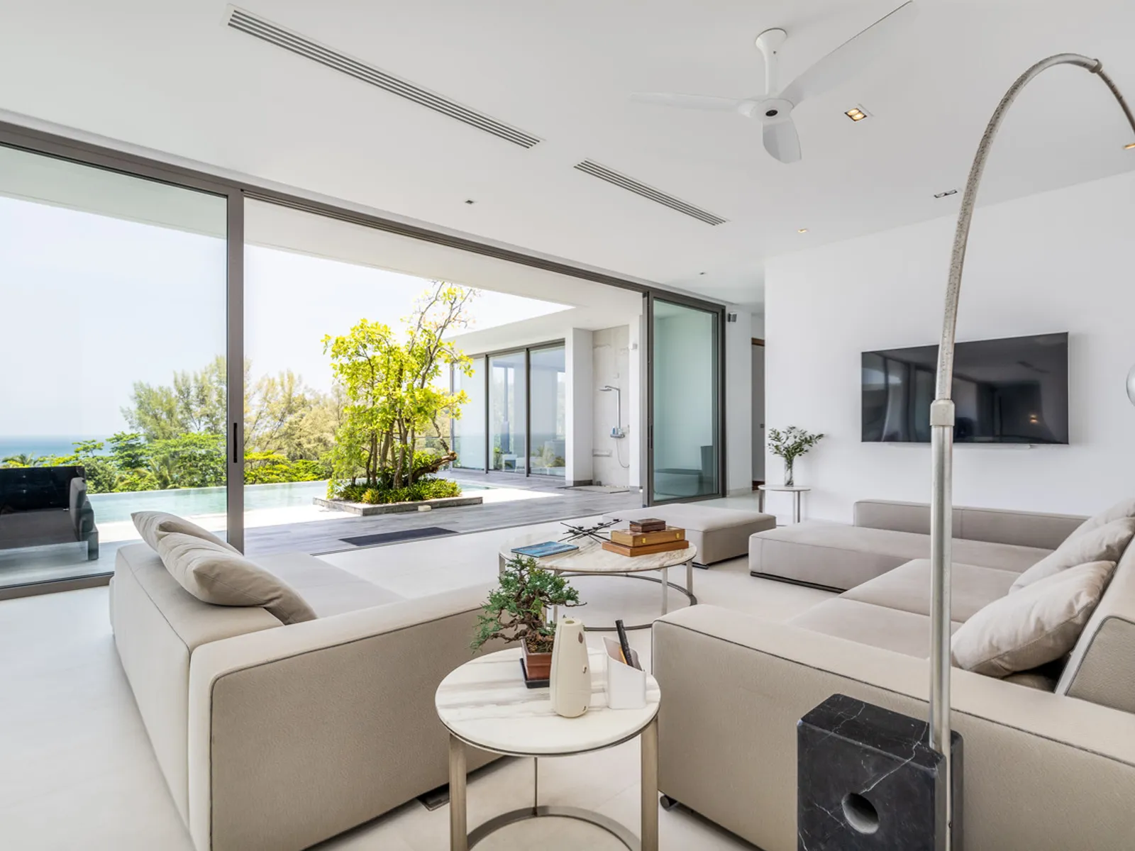 Malaiwana, 4-Bedroom Sea View Penthouse for Sale, Nai Thon - Nai Thon, Phuket - Photo 10