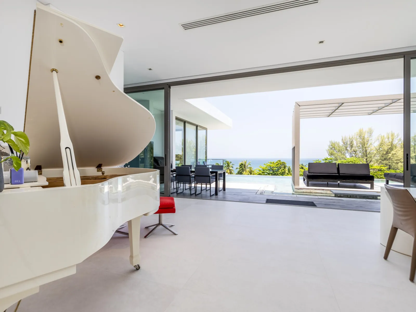 Malaiwana, 4-Bedroom Sea View Penthouse for Sale, Nai Thon - Nai Thon, Phuket - Photo 15
