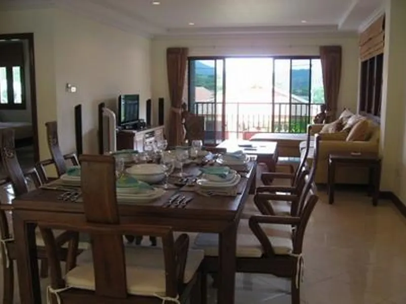 两卧室现代泰式别墅出租,临近洛克棕榈高尔夫球场。 - Loch Palm, Phuket - 主图