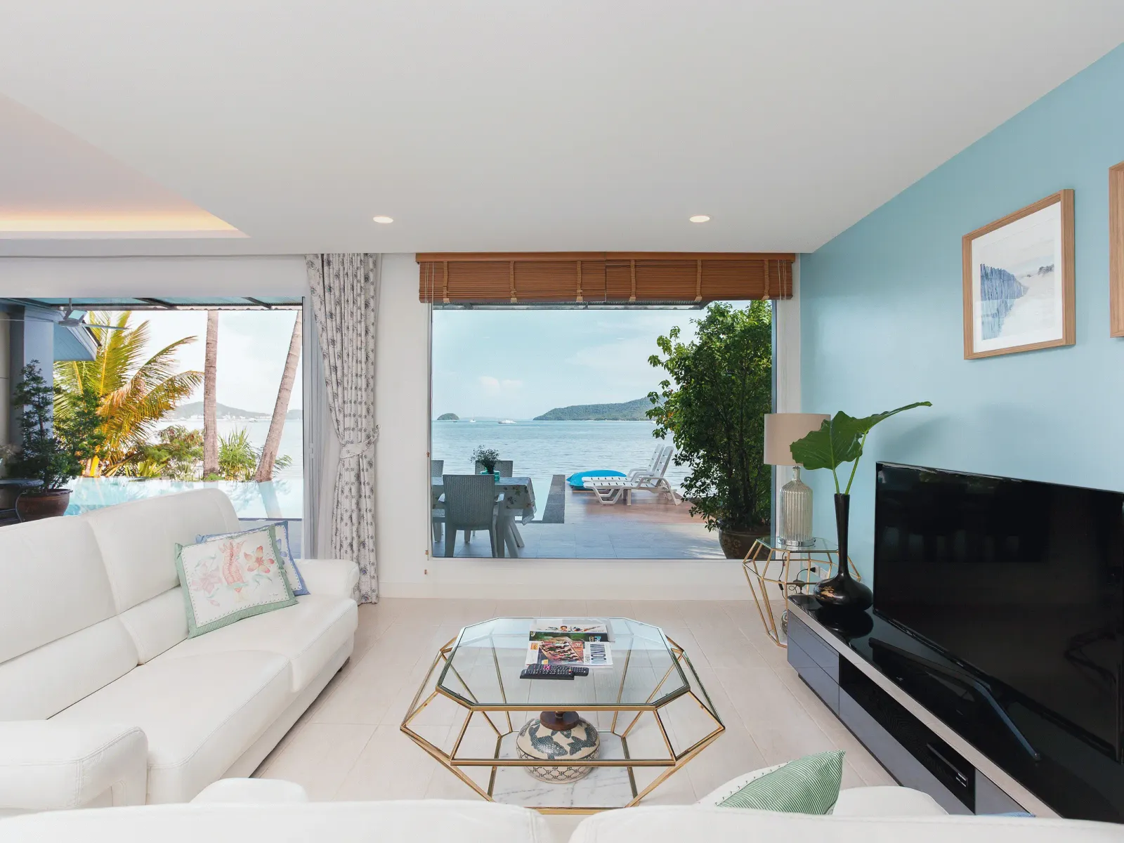 2-Bedroom Beachfront Pool Villa for Rent, Rawai Beach - Rawai, Phuket - Photo 4