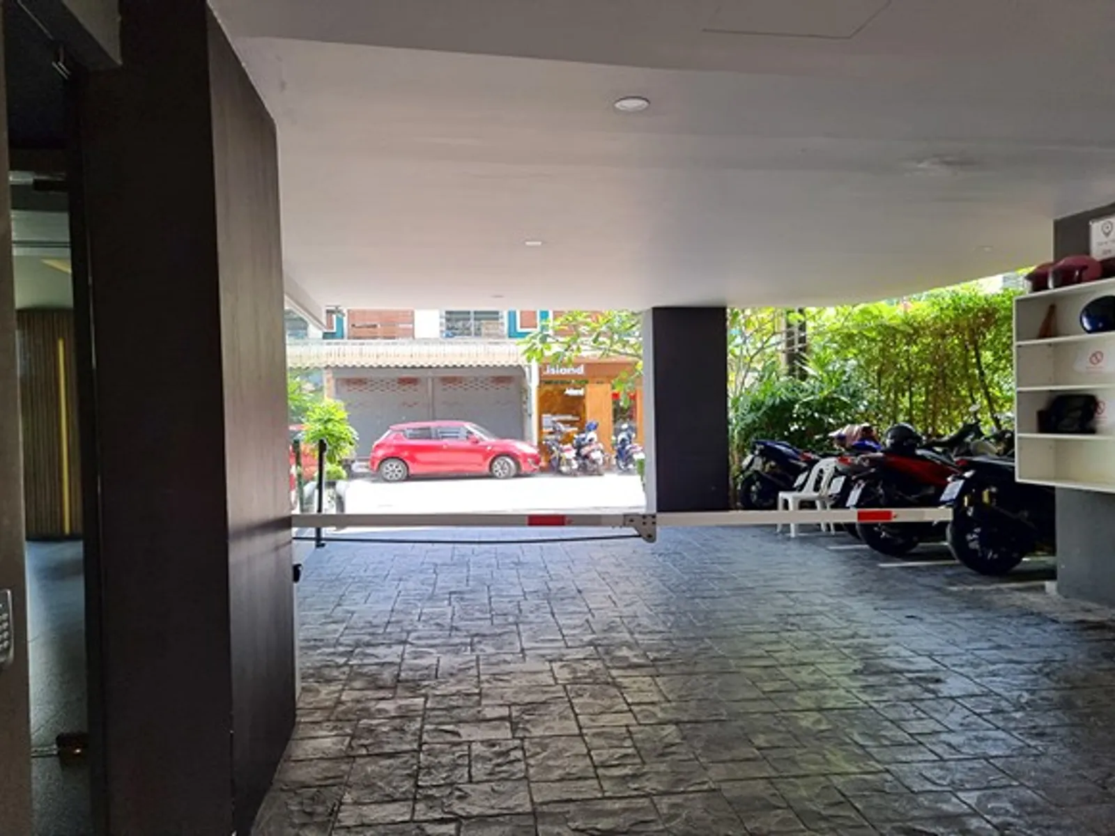 Tower II Chalong, 1-Bedroom Sea View Condo for Sale, Price Reduced - Chalong, Phuket - Photo 24
