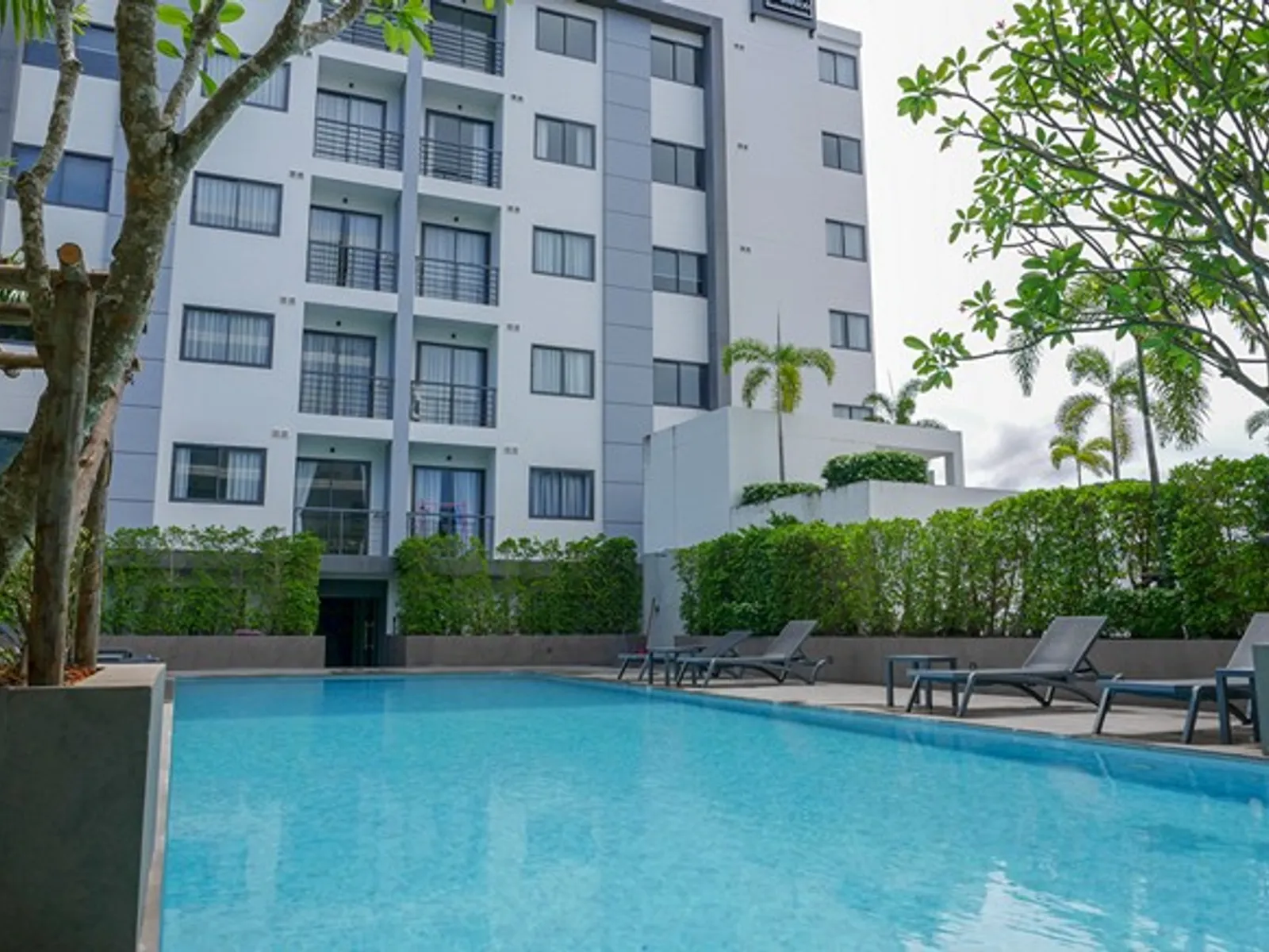 Tower II Chalong, 1-Bedroom Sea View Condo for Sale, Price Reduced - Chalong, Phuket - Photo 2