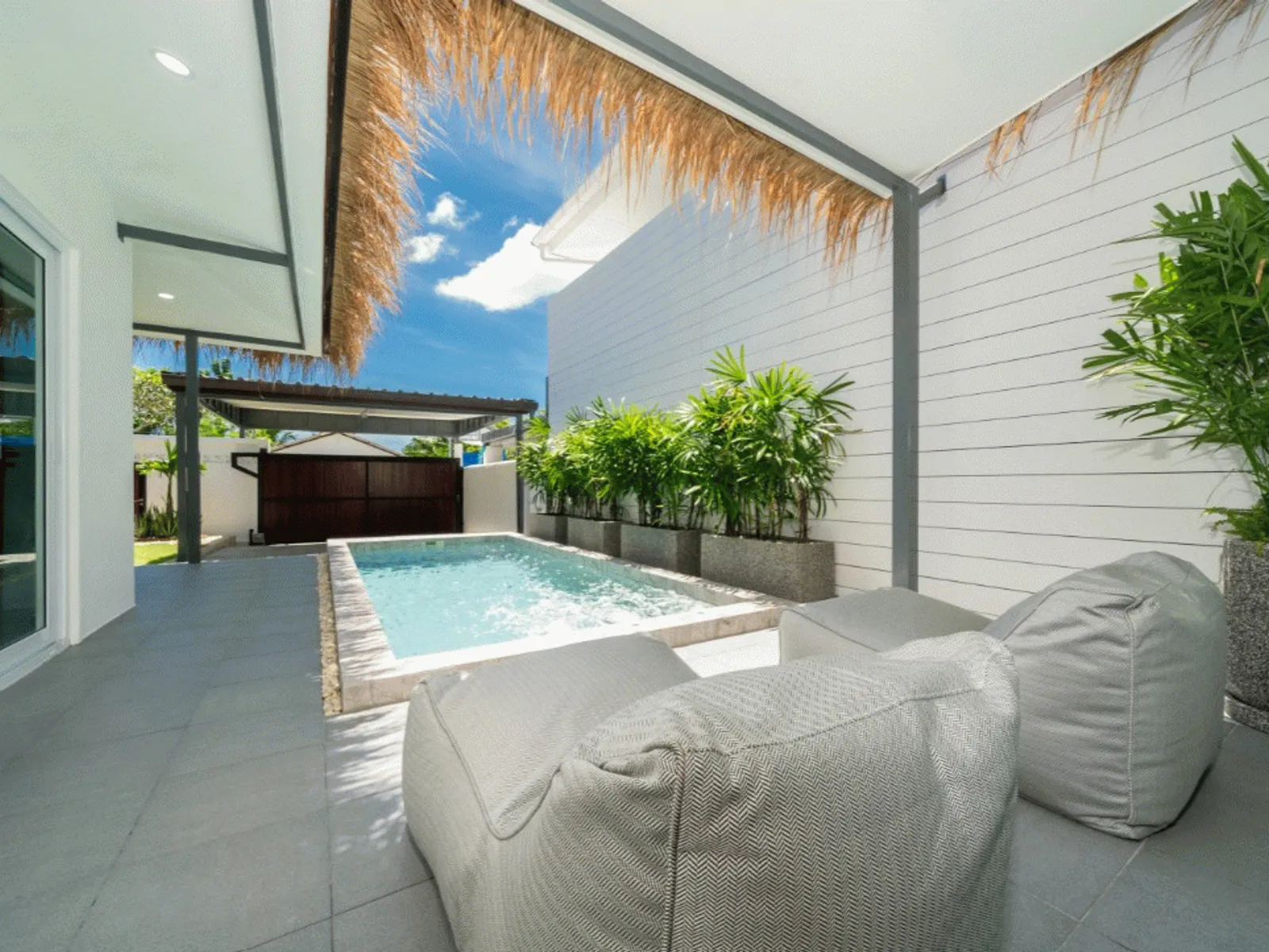 2-Bedroom Balinese Pool Villa for Sale, Rawai, Freehold - Rawai, Phuket - Photo 2