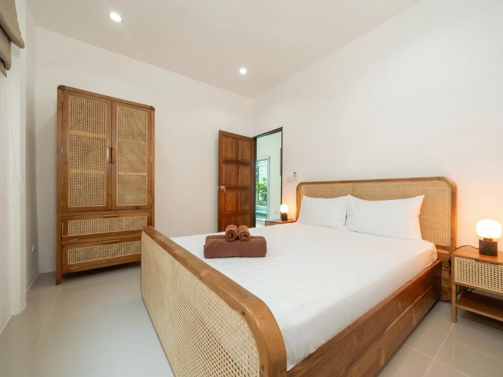 2-Bedroom Balinese Pool Villa for Sale, Rawai, Freehold - Rawai, Phuket - Photo 4