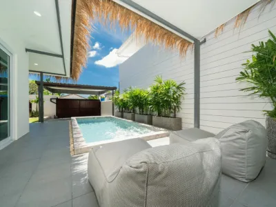 2-Bedroom Balinese Pool Villa for Sale, Rawai, Freehold - Rawai, Phuket - Photo 2