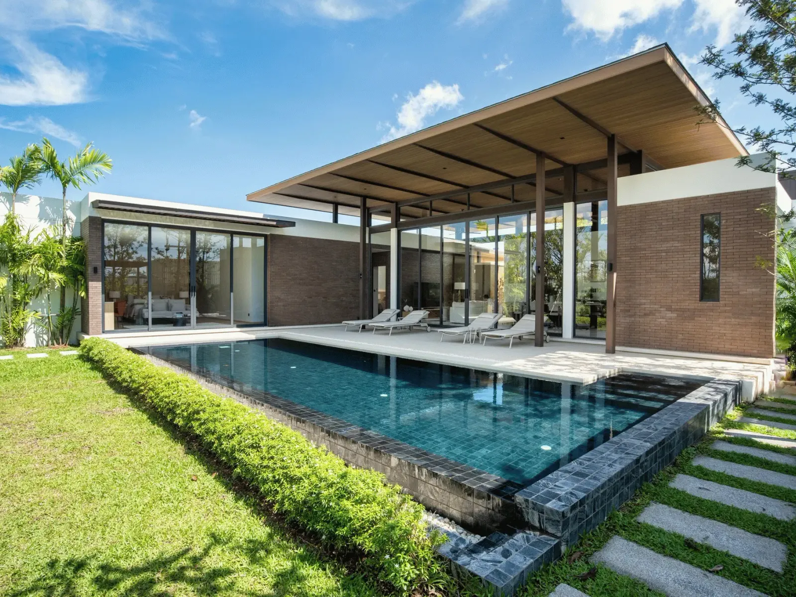 Villa de luxe 3 chambres avec piscine à louer, près de Boat Avenue, Cherng Talay - Cherng Talay, Phuket - Photo 1