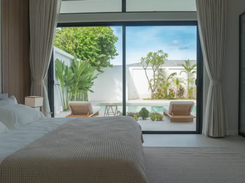4-Bedroom Saltwater Pool Villa for Sale, Rawai, Freehold - Rawai, Phuket - Main photo