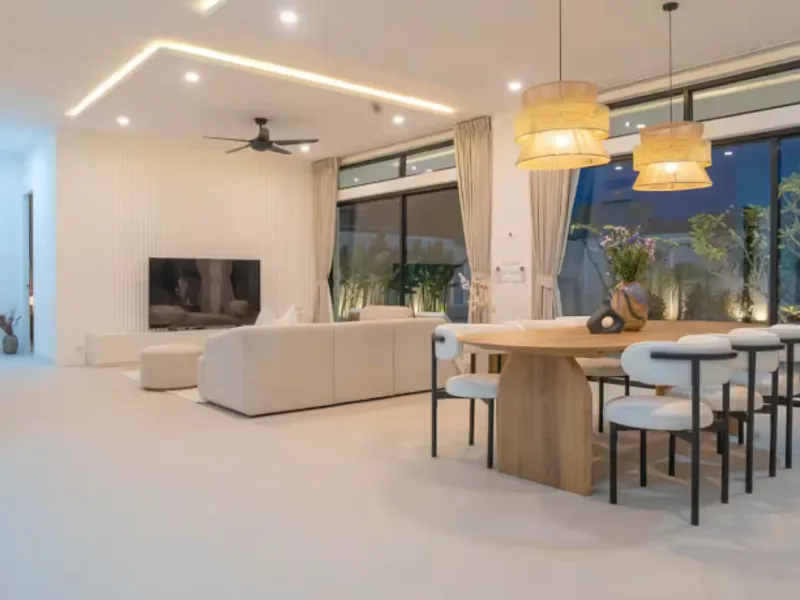 4-Bedroom Saltwater Pool Villa for Sale, Rawai, Freehold - Rawai, Phuket - Main photo