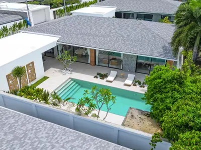 4-Bedroom Saltwater Pool Villa for Sale, Rawai, Freehold - Rawai, Phuket - Photo 16