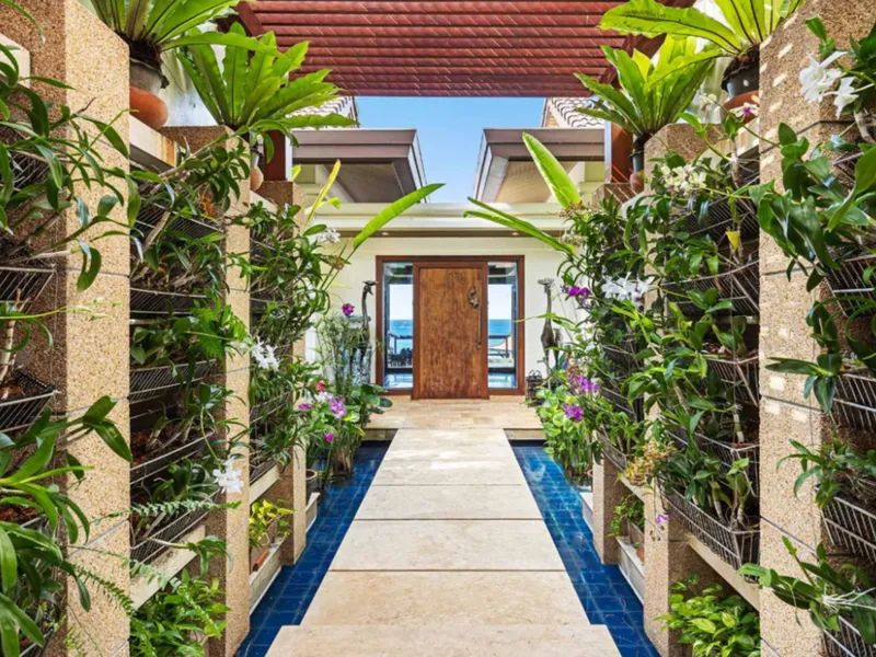 Вилла "Баан Ката", 5 спален, на первой линии океана, на мысе Ката. - Kata, Phuket - Главное фото