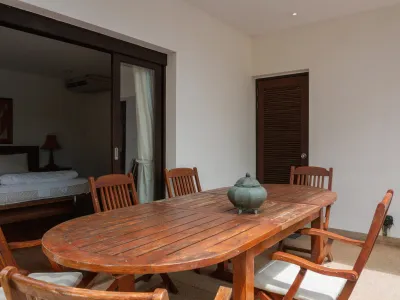 สุรินทร์ สปริงส์ – 4 ห้องนอน พูลวิลล่าริมทะเลสาบ หาดสุรินทร์ - Surin Beach, Phuket - รูปภาพ 10