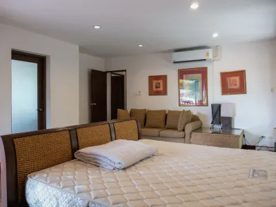 สุรินทร์ สปริงส์ – 4 ห้องนอน พูลวิลล่าริมทะเลสาบ หาดสุรินทร์ - Surin Beach, Phuket - รูปภาพ 17