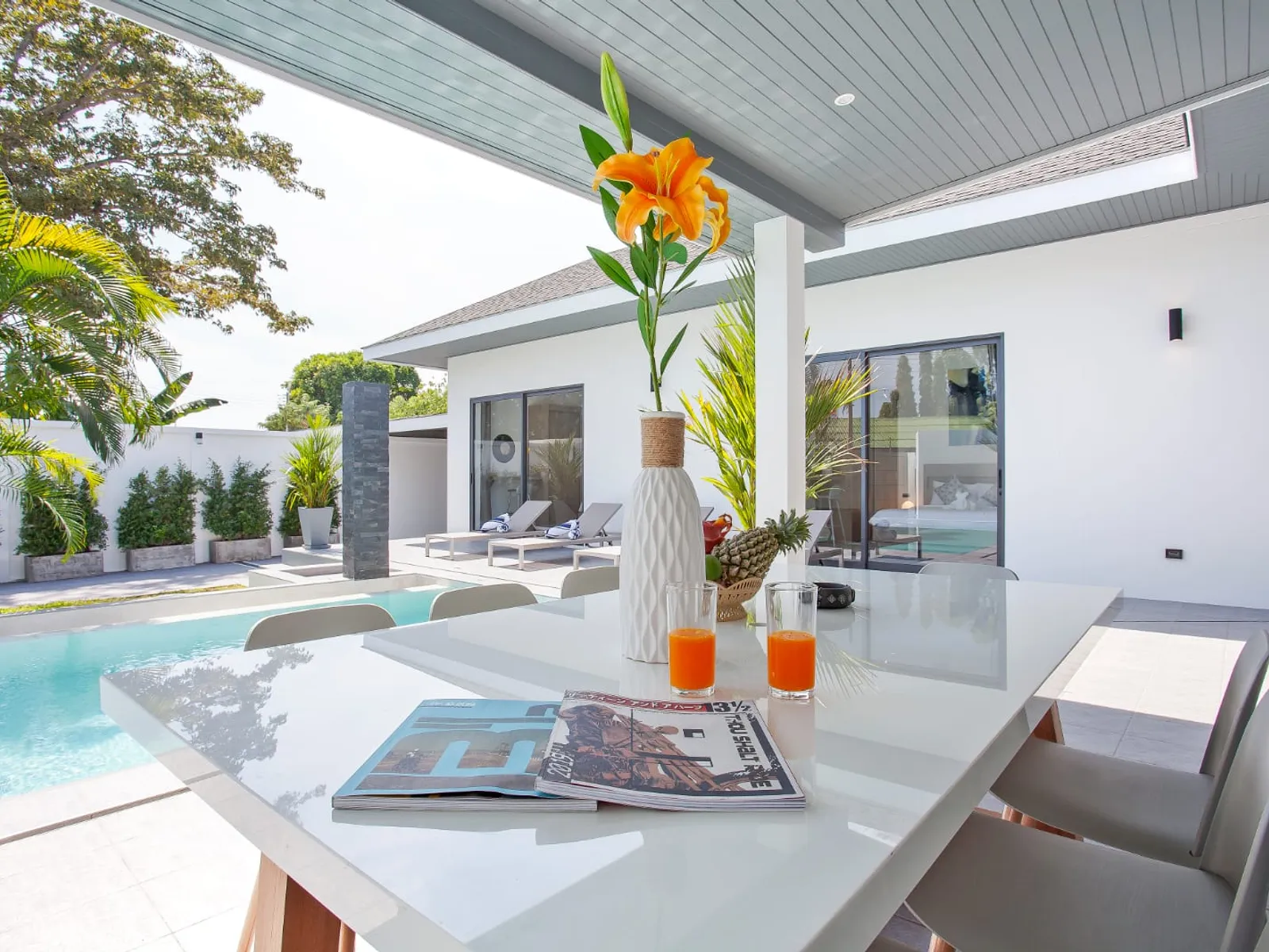 4-Bedroom Smart Villa with Saltwater Pool for Sale, Rawai, Freehold - Rawai, Phuket - Photo 13