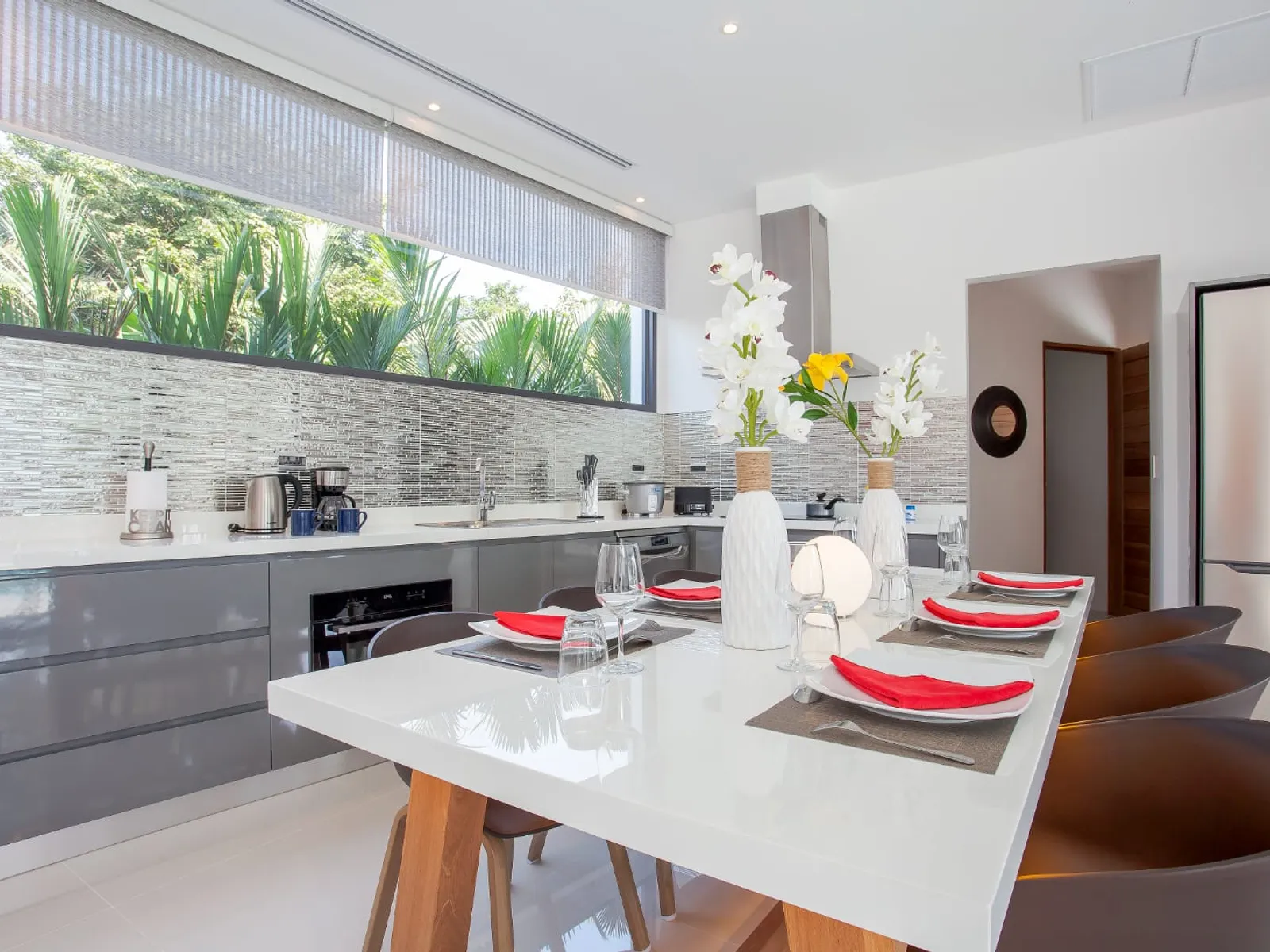 4-Bedroom Smart Villa with Saltwater Pool for Sale, Rawai, Freehold - Rawai, Phuket - Photo 10