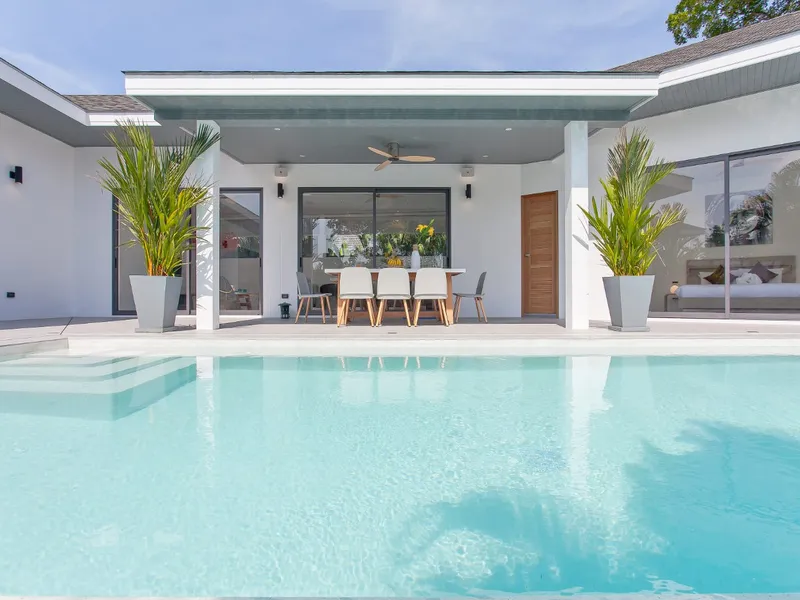 4-Bedroom Smart Villa with Saltwater Pool for Sale, Rawai, Freehold - Rawai, Phuket - Main photo