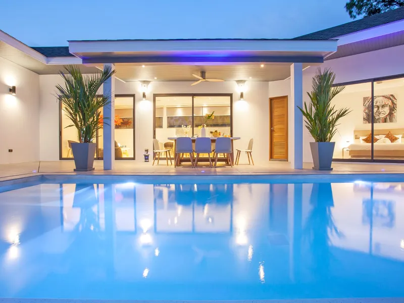 4-Bedroom Smart Villa with Saltwater Pool for Sale, Rawai, Freehold - Rawai, Phuket - Main photo