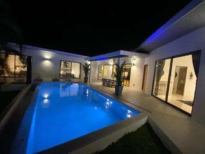 4-Bedroom Smart Villa with Saltwater Pool for Sale, Rawai, Freehold - Rawai, Phuket - Photo 6