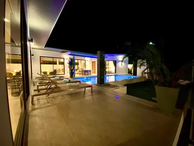 4-Bedroom Smart Villa with Saltwater Pool for Sale, Rawai, Freehold - Rawai, Phuket - Photo 34