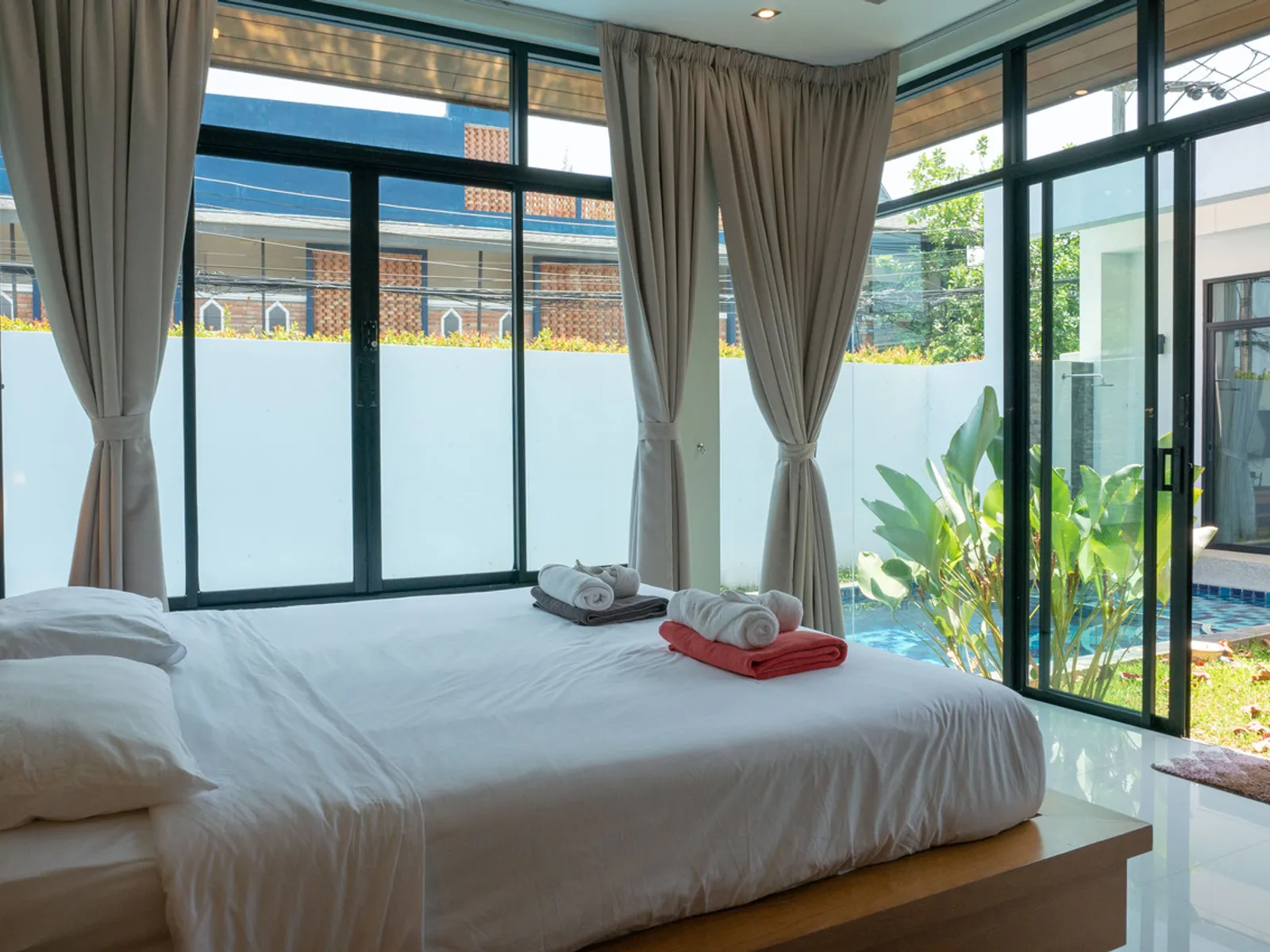 3-Bedroom Pool Villa for Sale, Rawai, Soi Suksan 2 - Rawai, Phuket - Photo 17