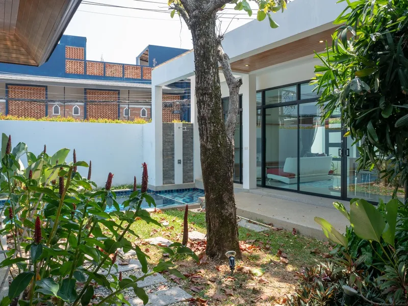 3-Bedroom Pool Villa for Sale, Rawai, Soi Suksan 2 - Rawai, Phuket - Main photo