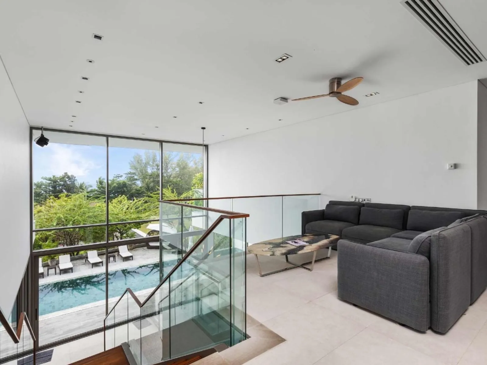 4-Bedroom Sea View Duplex for Sale, Nai Thon, Freehold - Nai Thon, Phuket - Photo 15