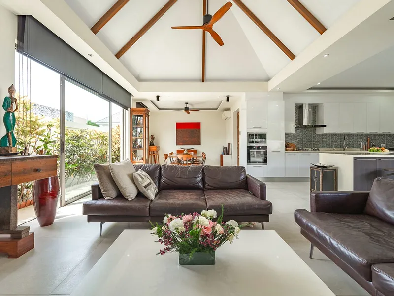 3-Bedroom Pool Villa for Sale, Rawai, Near Beaches, Freehold - Rawai, Phuket - Main photo