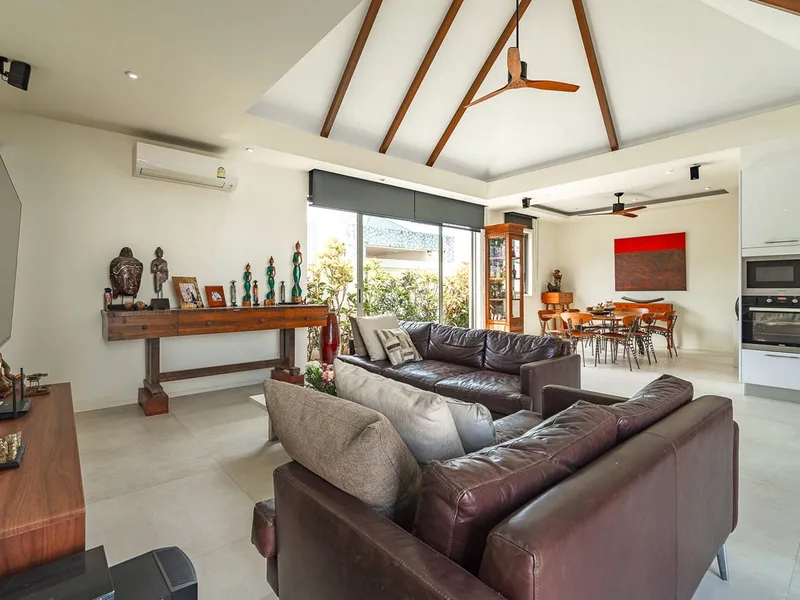 3-Bedroom Pool Villa for Sale, Rawai, Near Beaches, Freehold - Rawai, Phuket - Main photo