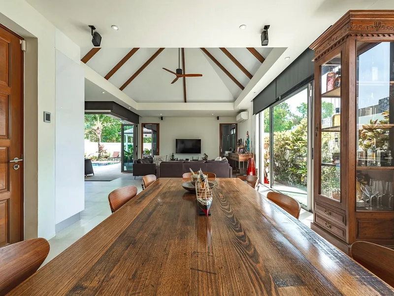 3-Bedroom Pool Villa for Sale, Rawai, Near Beaches, Freehold - Rawai, Phuket - Main photo