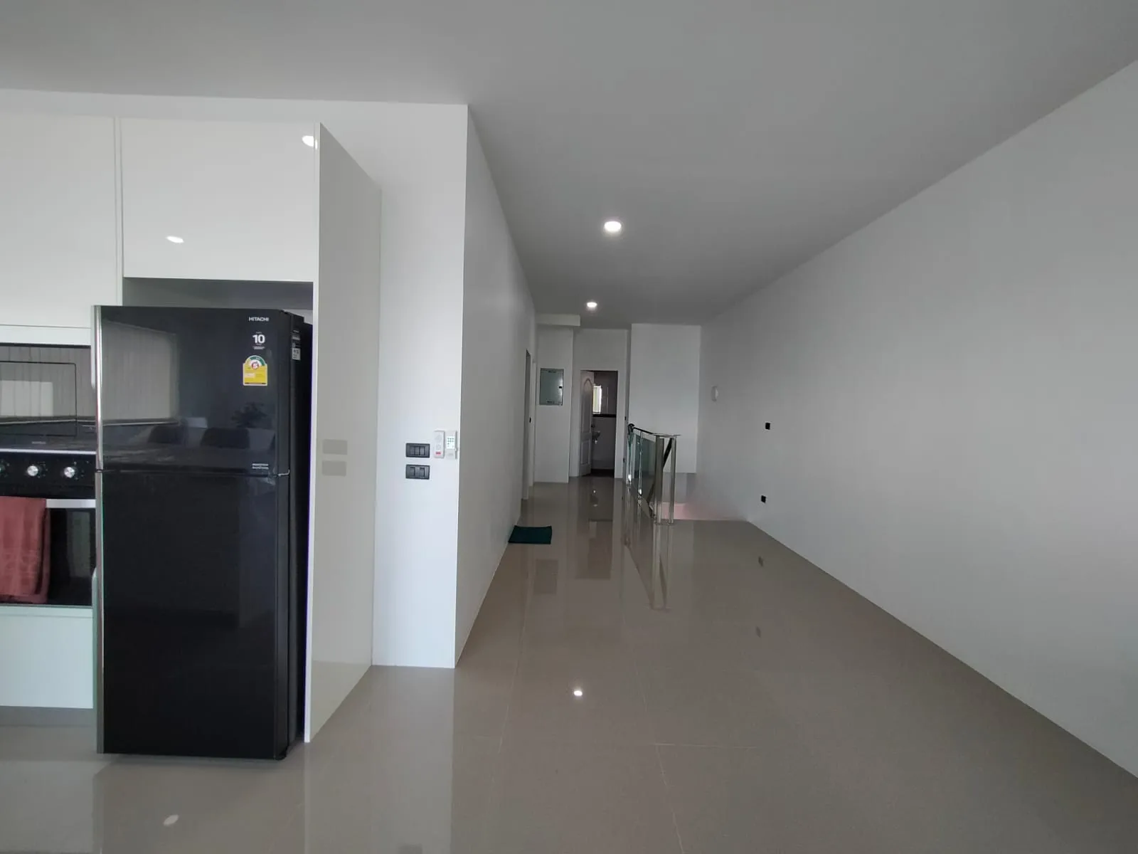 2-Bedroom Sea View Apartment for Rent, Patong Hill - Patong, Phuket - Photo 14