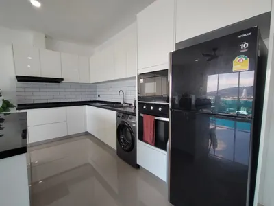2-Bedroom Sea View Apartment for Rent, Patong Hill - Patong, Phuket - Photo 11