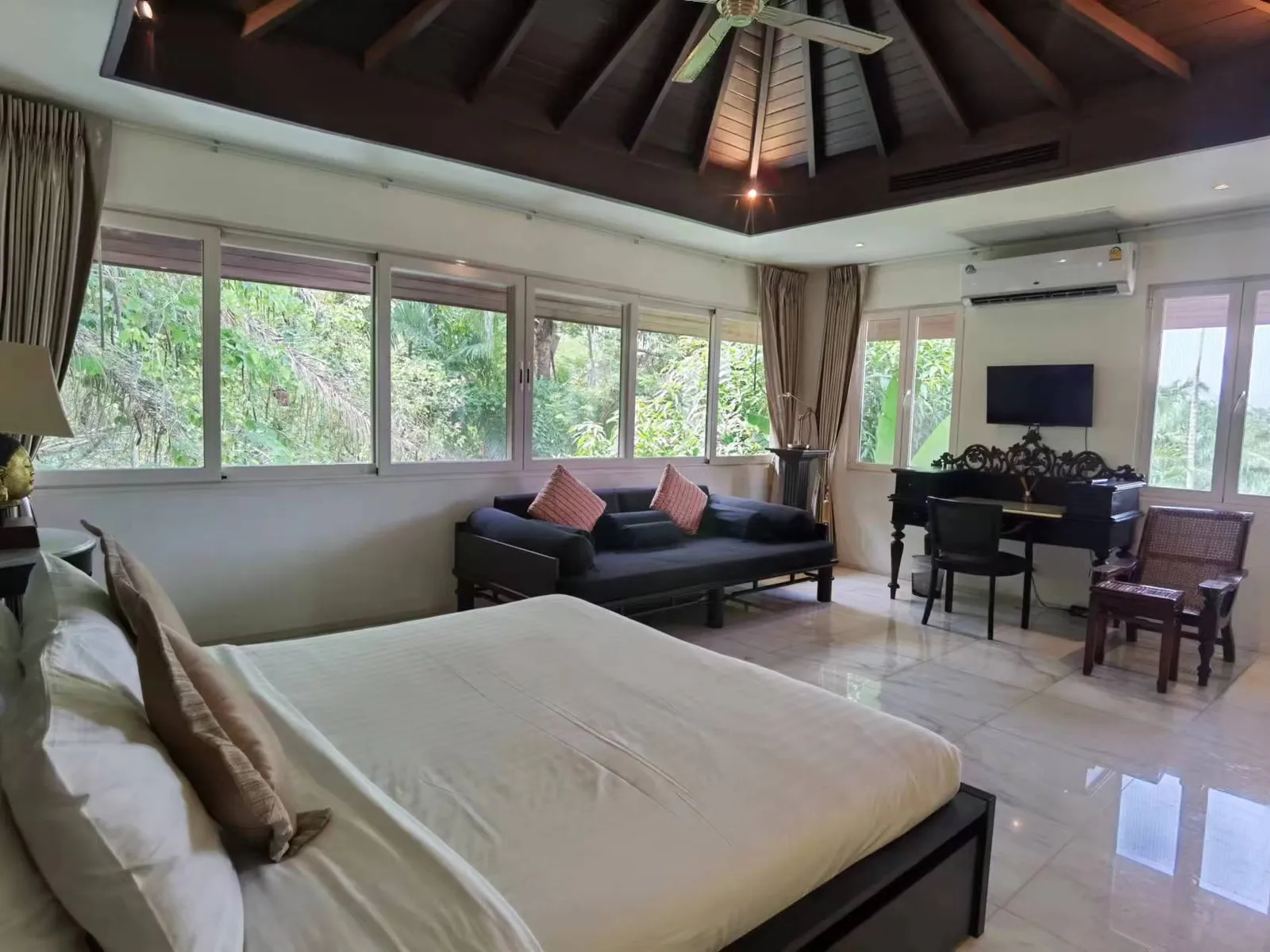 3-Bedroom Mountain View Pool Villa for Sale, Cherng Talay, Freehold - Cherng Talay, Phuket - Photo 5