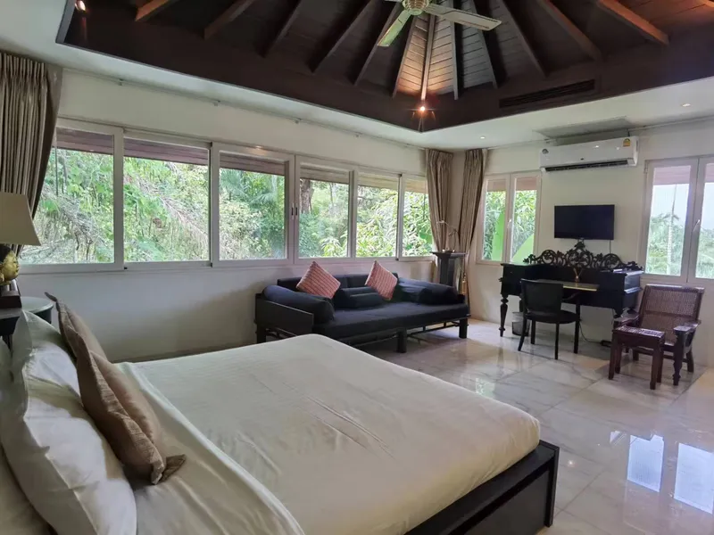 3-Bedroom Mountain View Pool Villa for Sale, Cherng Talay, Freehold - Cherng Talay, Phuket - Main photo