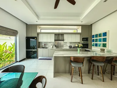 4-Bedroom Modern Pool Villa for Sale, Rawai, Freehold (460 sqm) - Rawai, Phuket - See all photos