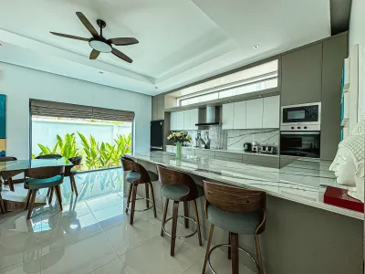 4-Bedroom Modern Pool Villa for Sale, Rawai, Freehold (460 sqm) - Rawai, Phuket - Photo 6