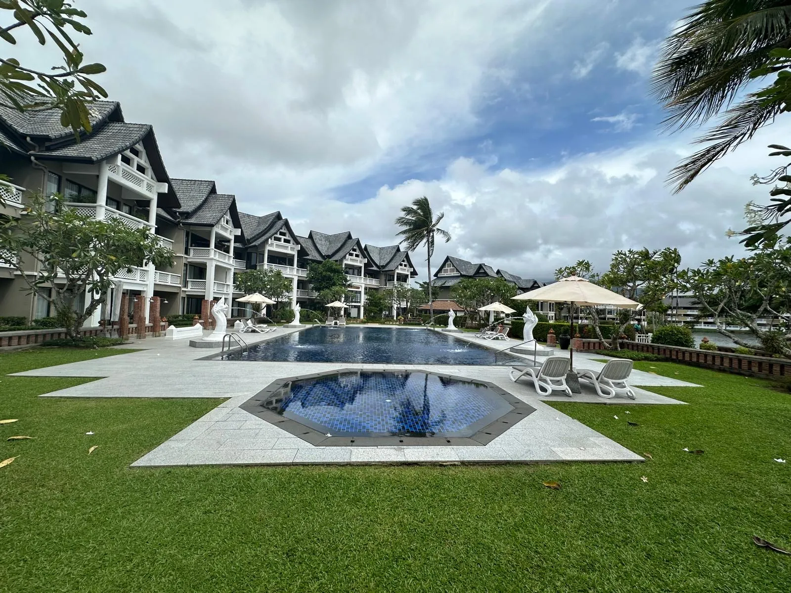1-Bedroom Renovated Pool View Condo for Sale, Laguna Bang Tao - Laguna, Phuket - Photo 15