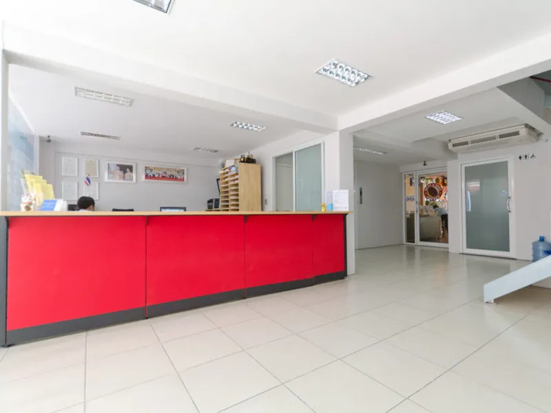5-Storey Commercial Building for Sale, Patong, Near Beach - Patong, Phuket - Main photo
