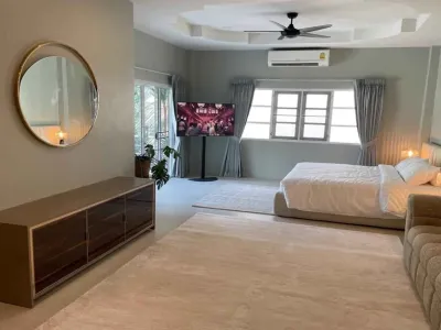 วิลล่าให้เช่าหรูหรา 3 ห้องนอน สระว่ายน้ำระบบเกลือ กมลา ใกล้หาดเพียง 2 กม. - Kamala, Phuket - รูปภาพ 12