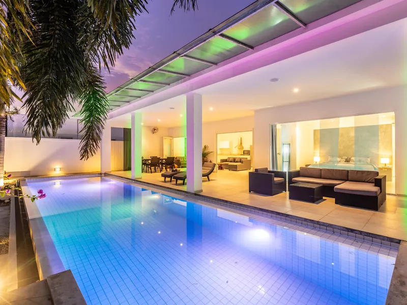 2-Bedroom Pool Villa for Sale, Thalang, 15 Min to Airport, Freehold - Thalang, Phuket - Main photo