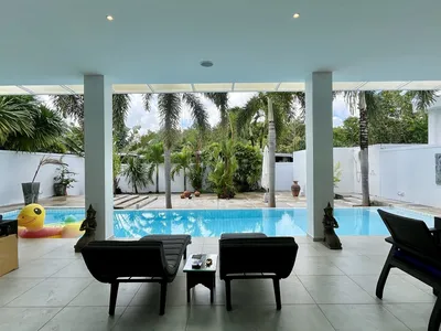 2-Bedroom Pool Villa for Sale, Thalang, 15 Min to Airport, Freehold - Thalang, Phuket - Photo 2