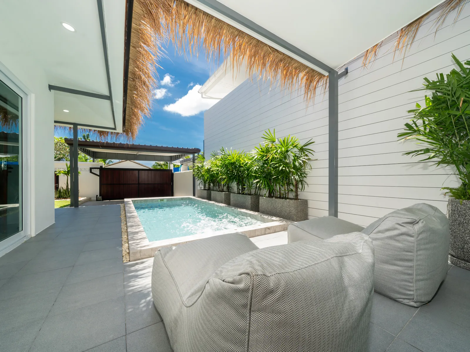 2-Bedroom Balinese Villa for Rent, Rawai, Thai Neighbourhood - Rawai, Mueang Phuket - Photo 1