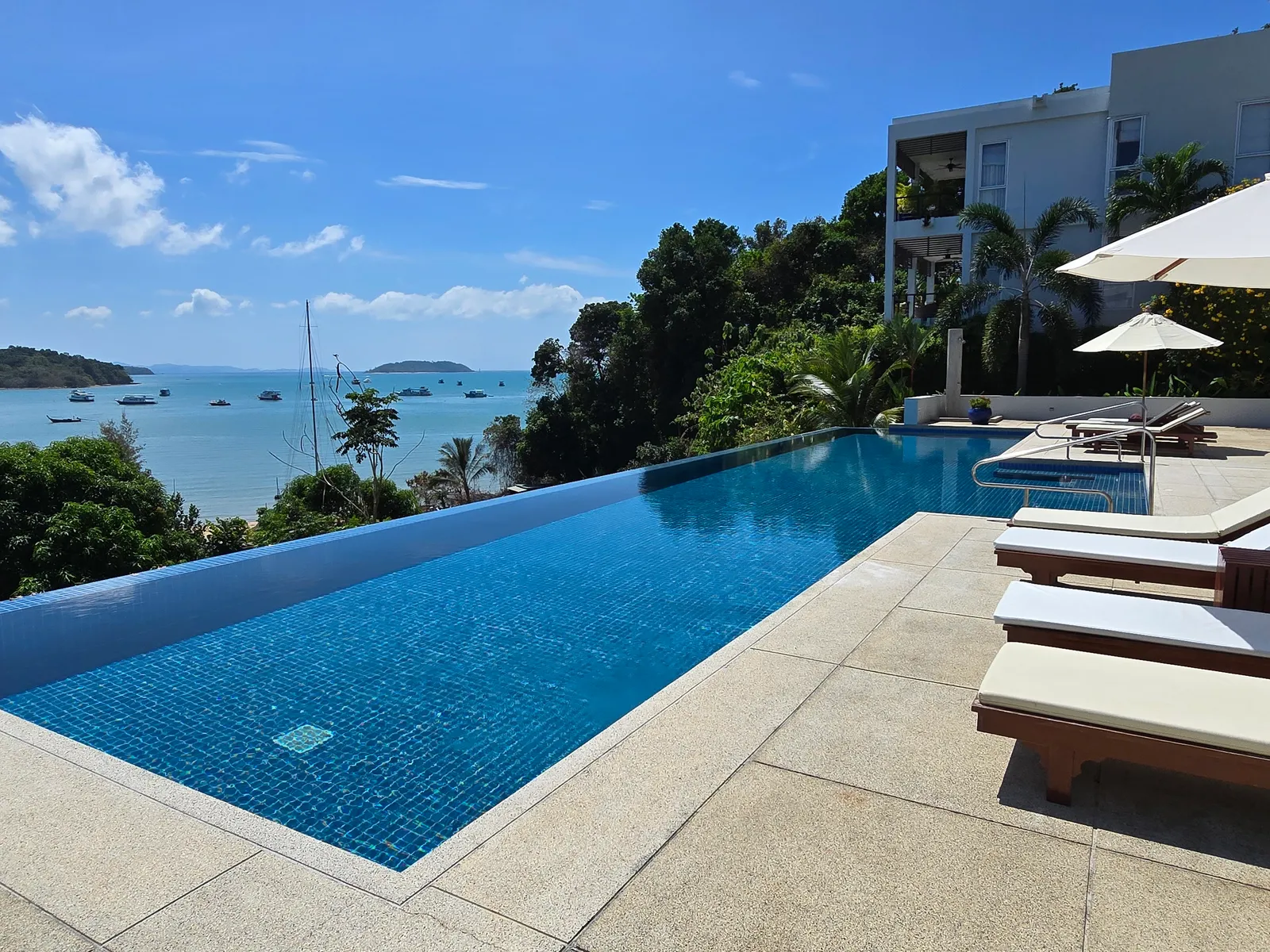 วิลล่าริมทะเลฝั่งตะวันออก, คอนโดให้เช่า 2 ห้องนอน วิวทะเล, อ่าวปอ - Ao Phor, Phuket - รูปภาพ 4