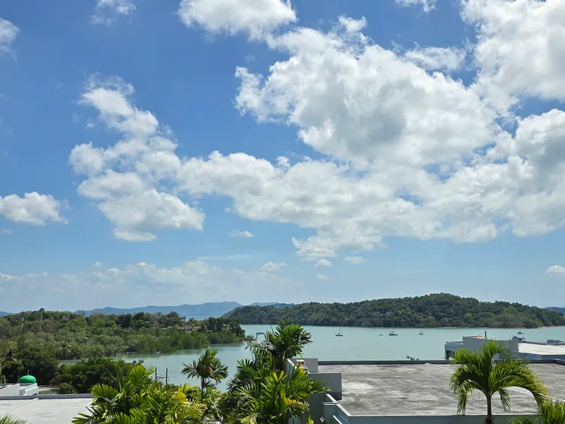 วิลล่าริมทะเลฝั่งตะวันออก, คอนโดให้เช่า 2 ห้องนอน วิวทะเล, อ่าวปอ - Ao Phor, Phuket - ภาพหลัก