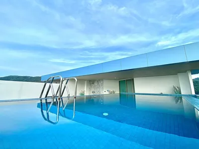 โครงการโอเชียน่า กมลา: เพนต์เฮาส์ 2 ห้องนอน พร้อมสระว่ายน้ำบนดาดฟ้า ขาย - Kamala, Phuket - อสังหาริมทรัพย์ขายหรือให้เช่าในภูเก็ต